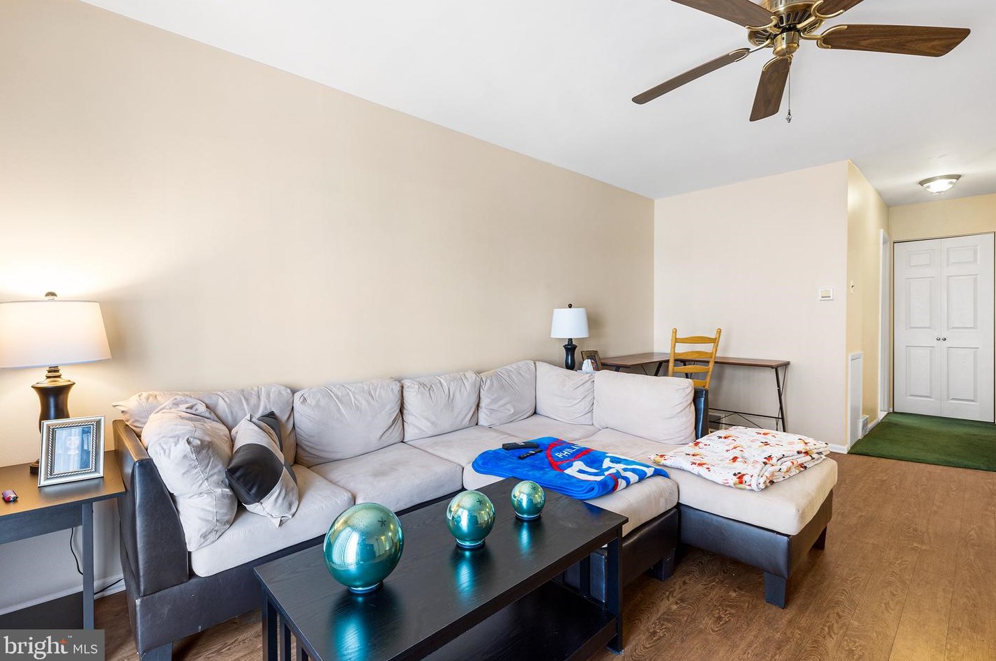 10106 Calera Rd, Philadelphia PA 19114-1214 exterior