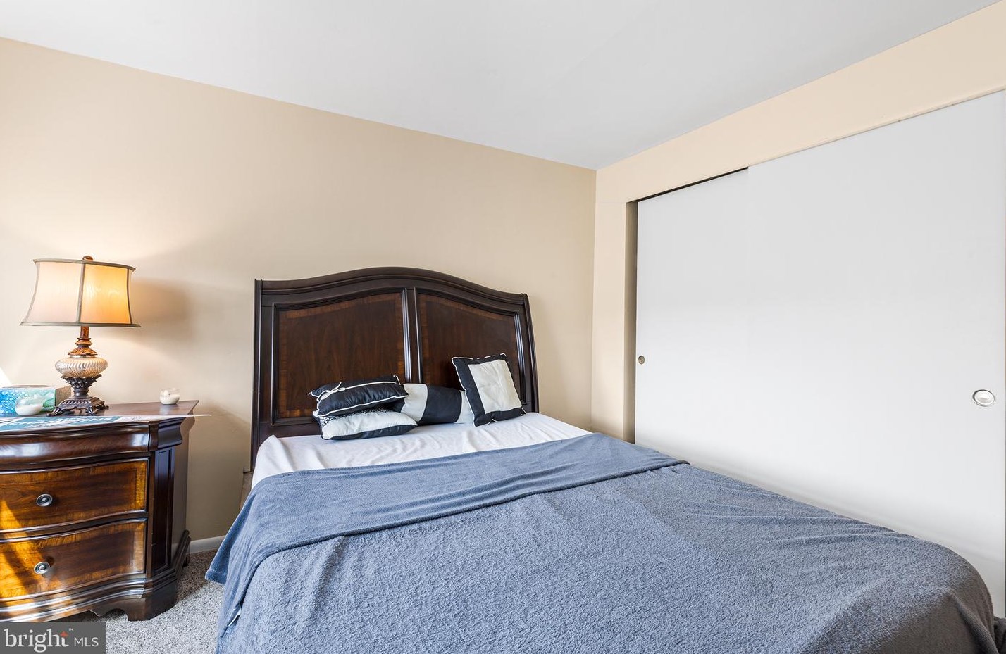 10106 Calera Rd, Philadelphia PA 19114-1214 exterior