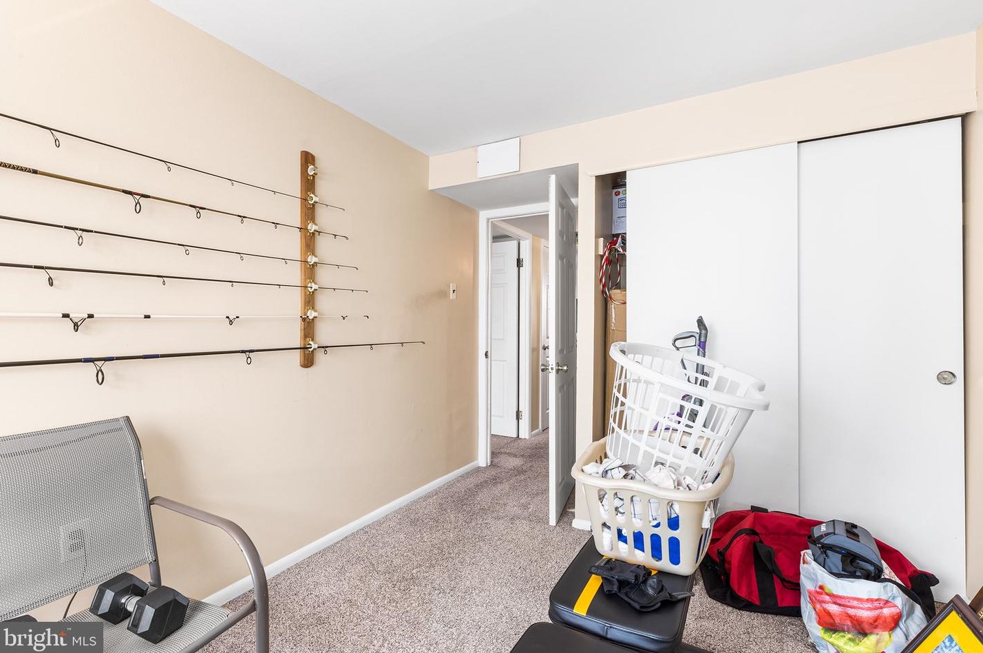 10106 Calera Rd, Philadelphia PA 19114-1214 exterior