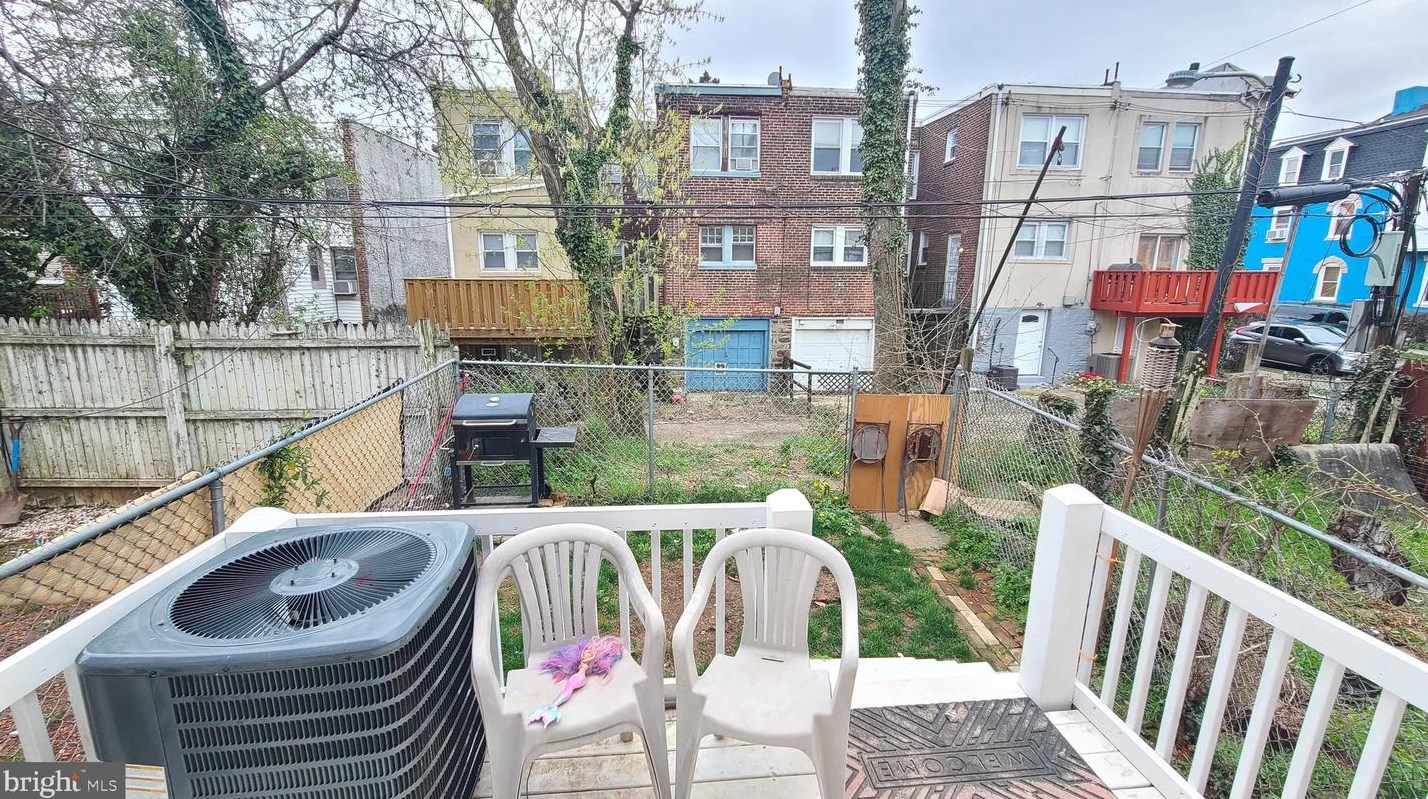 5632 Crowson St, Philadelphia PA  19144-1304 exterior