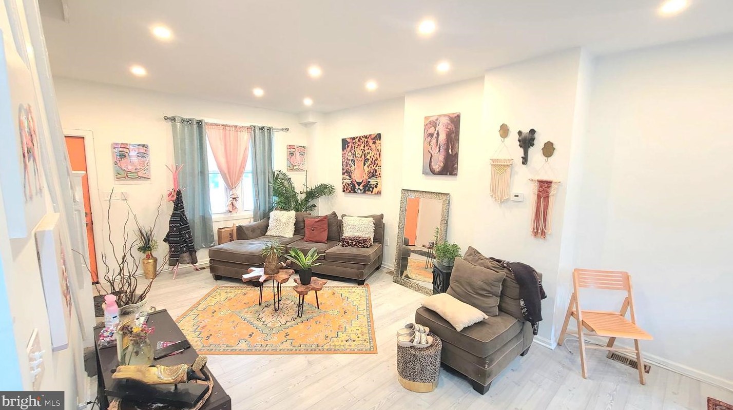 5632 Crowson St, Philadelphia PA  19144-1304 exterior