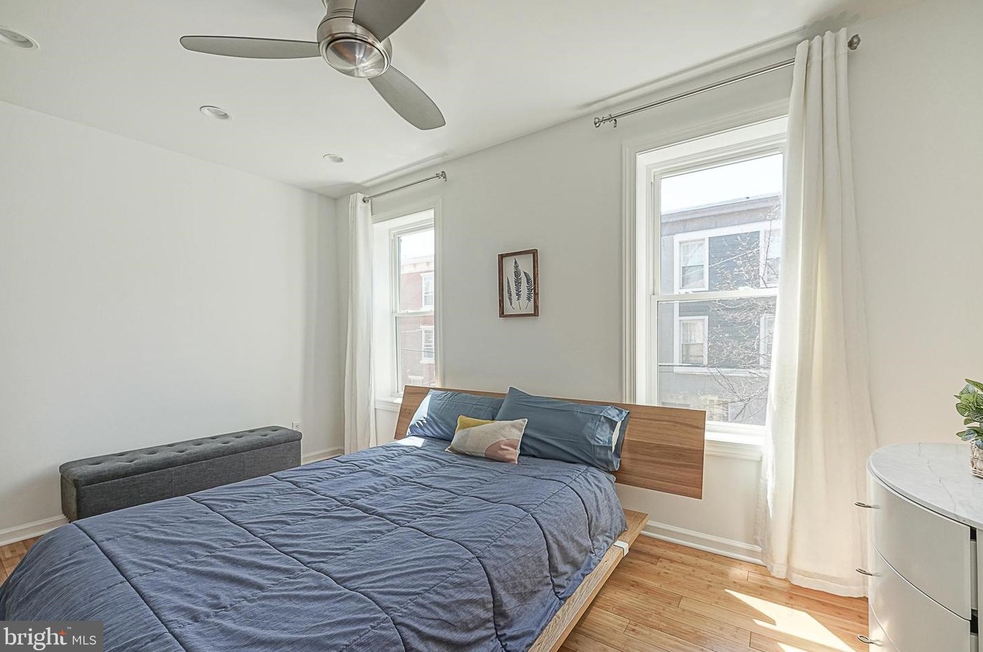 1927 Montrose St, Philadelphia PA  19146-2628 exterior