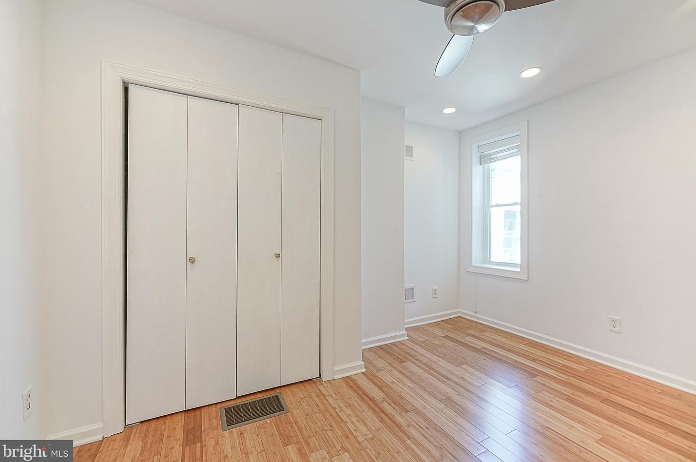 1927 Montrose St, Philadelphia PA  19146-2628 exterior