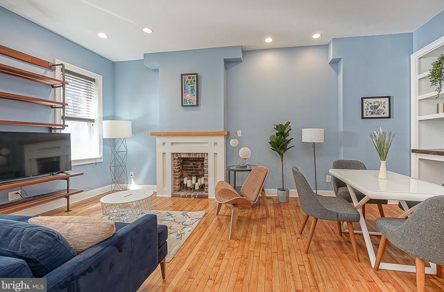 1927 Montrose St, Philadelphia PA  19146-2628 exterior