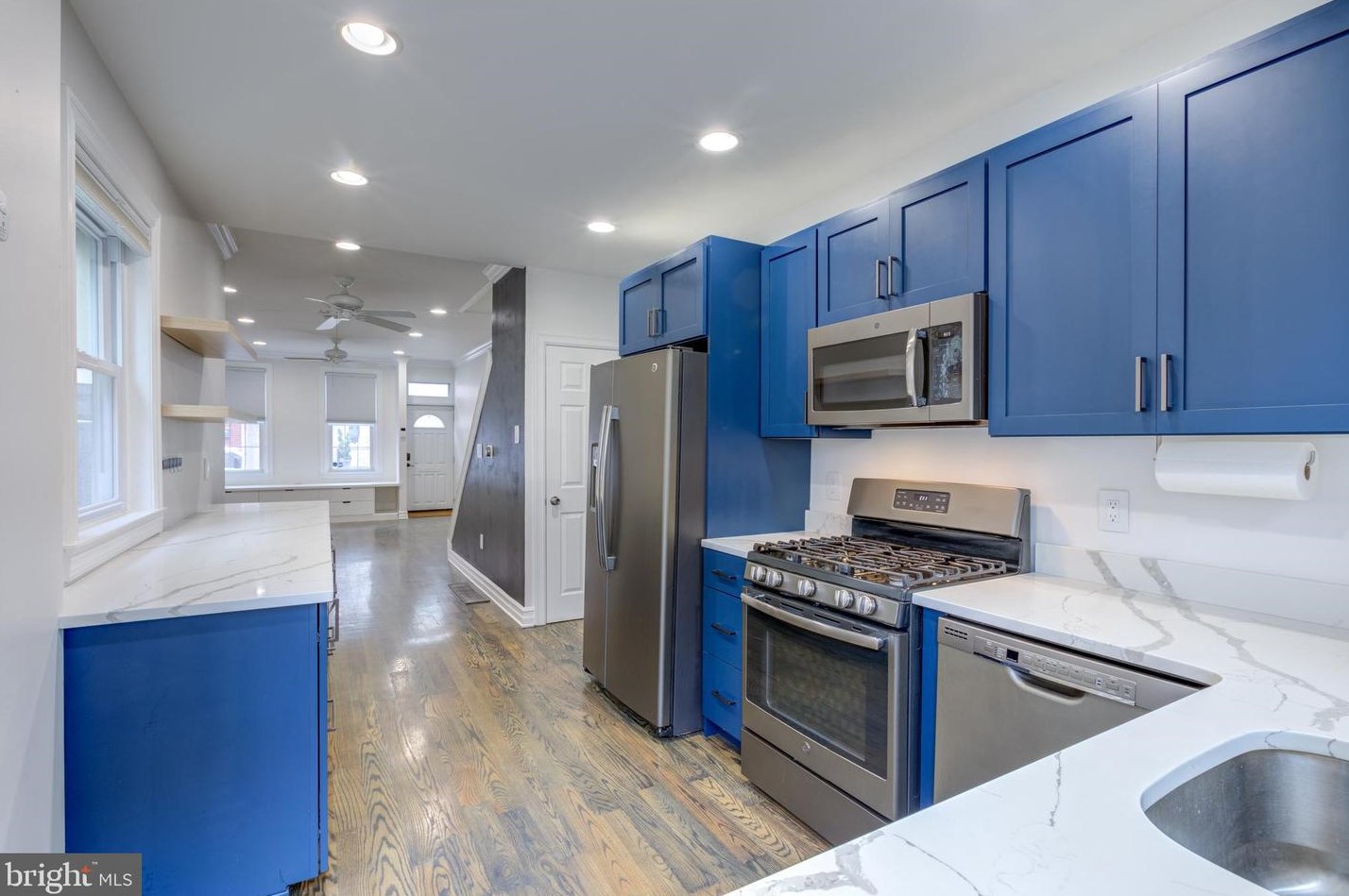 1620 Swain St, Philadelphia PA  19130-2828 exterior