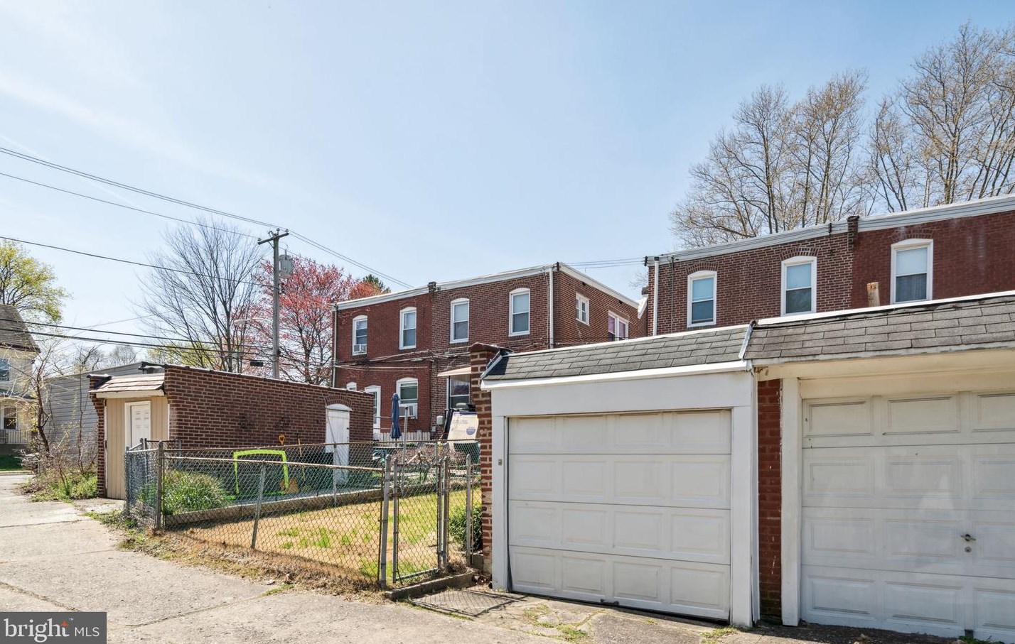 3239 Stanwood St, Philadelphia PA 19111-2306 exterior