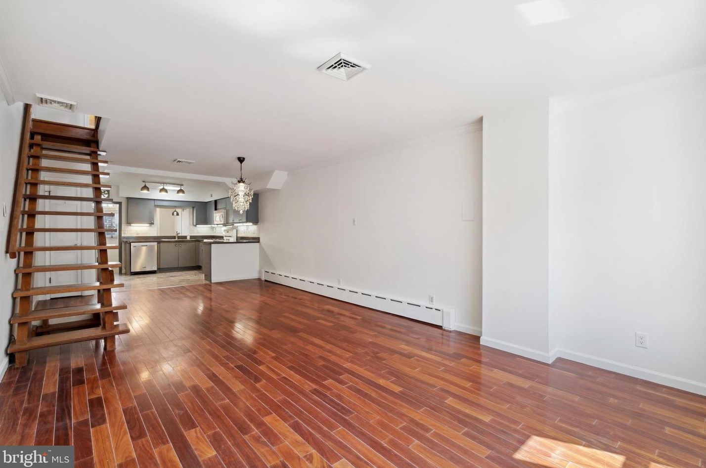 231 Tree St, Philadelphia PA  19148-3340 exterior