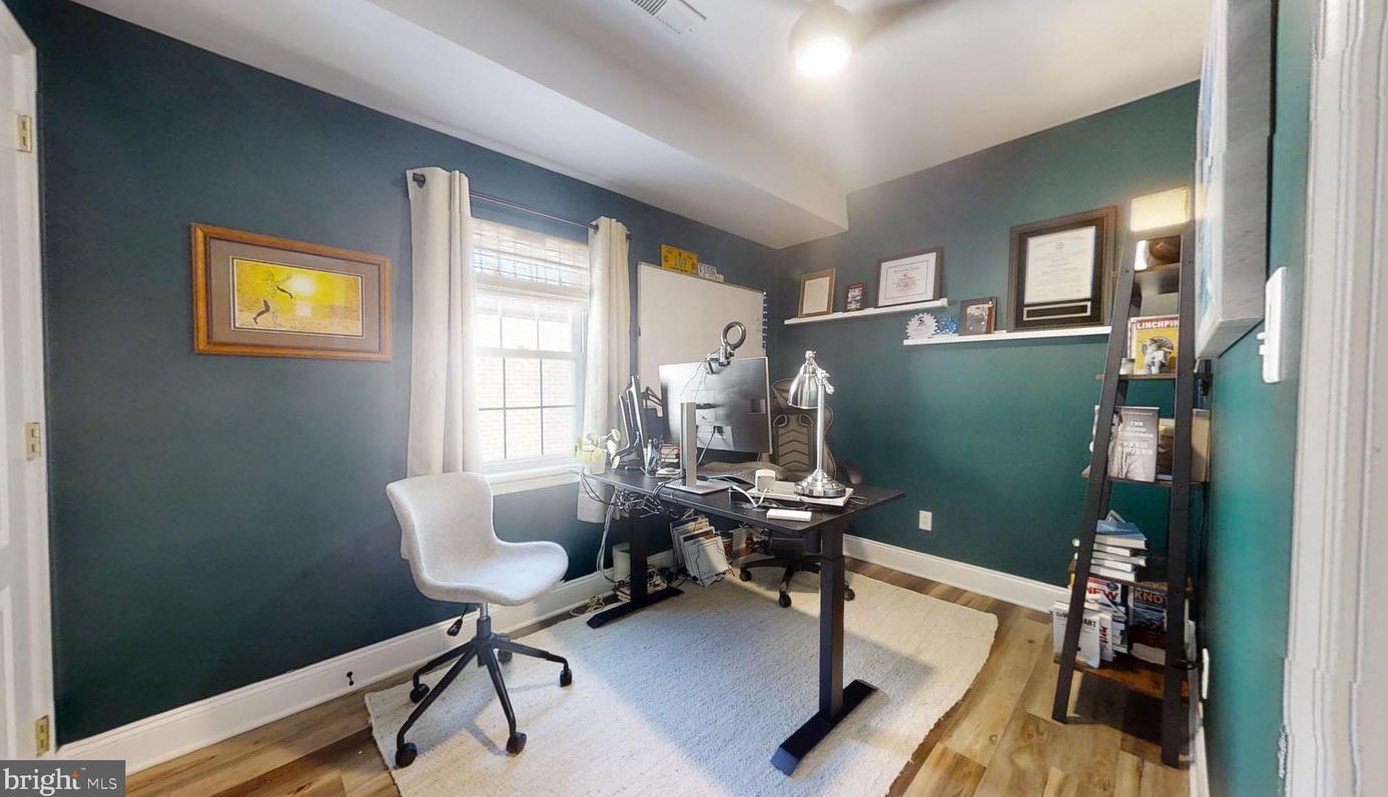 345 Delmar St, Philadelphia PA  19128-4505 exterior