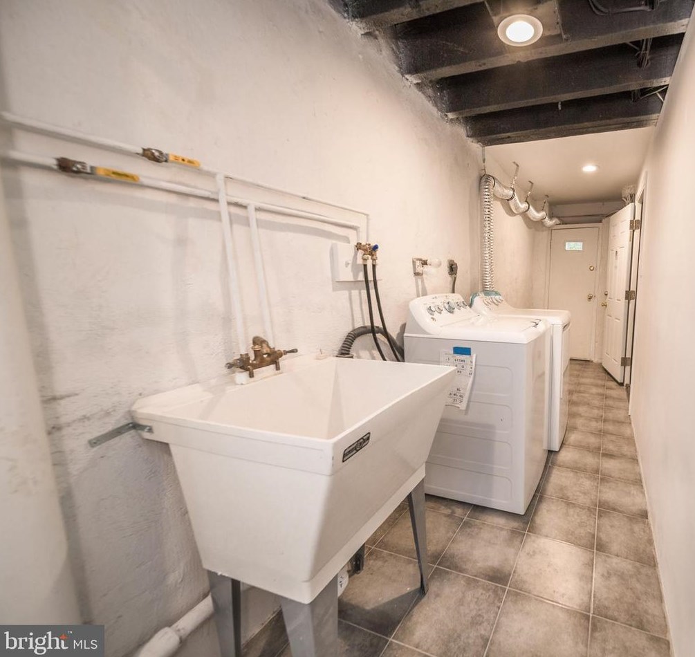 1523 Alcott St, Philadelphia PA  19149-3314 exterior