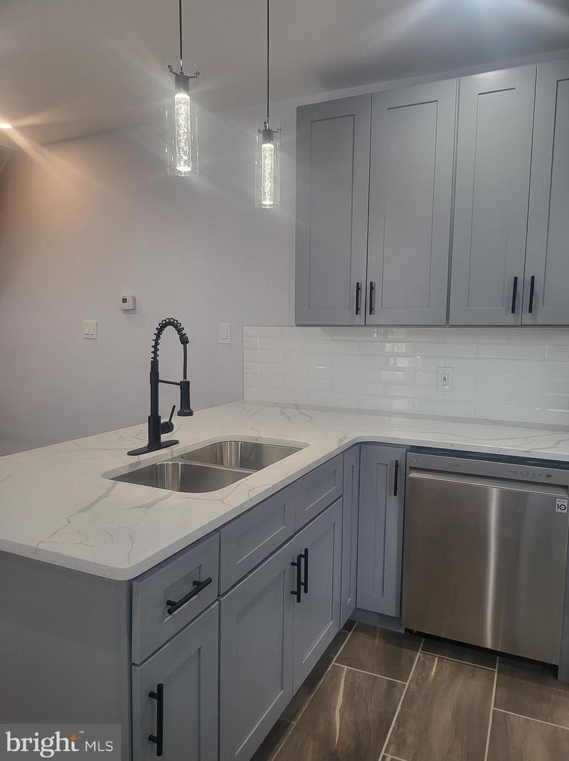 5224 Kingsessing Ave, Philadelphia PA  19143-4330 exterior