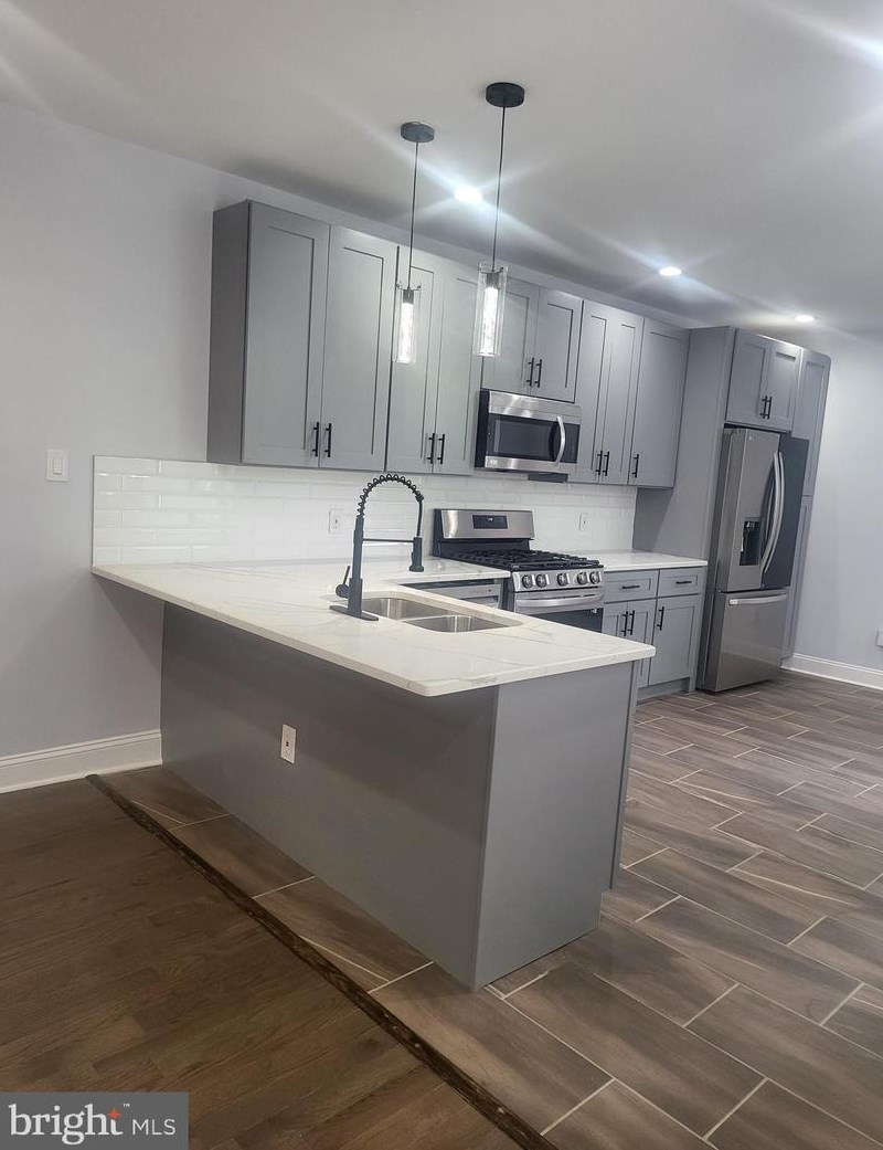 5224 Kingsessing Ave, Philadelphia PA  19143-4330 exterior