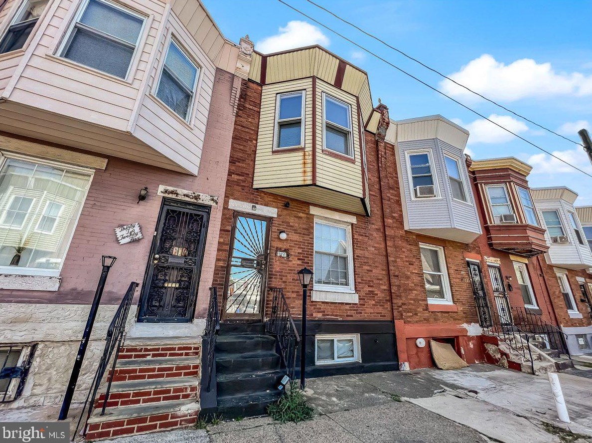 3223 Bambrey St, Philadelphia PA  19129-1812 exterior