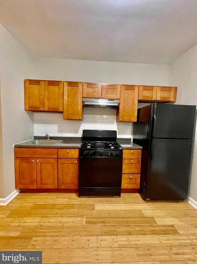 5213 Kershaw St, Philadelphia PA  19131-4319 exterior