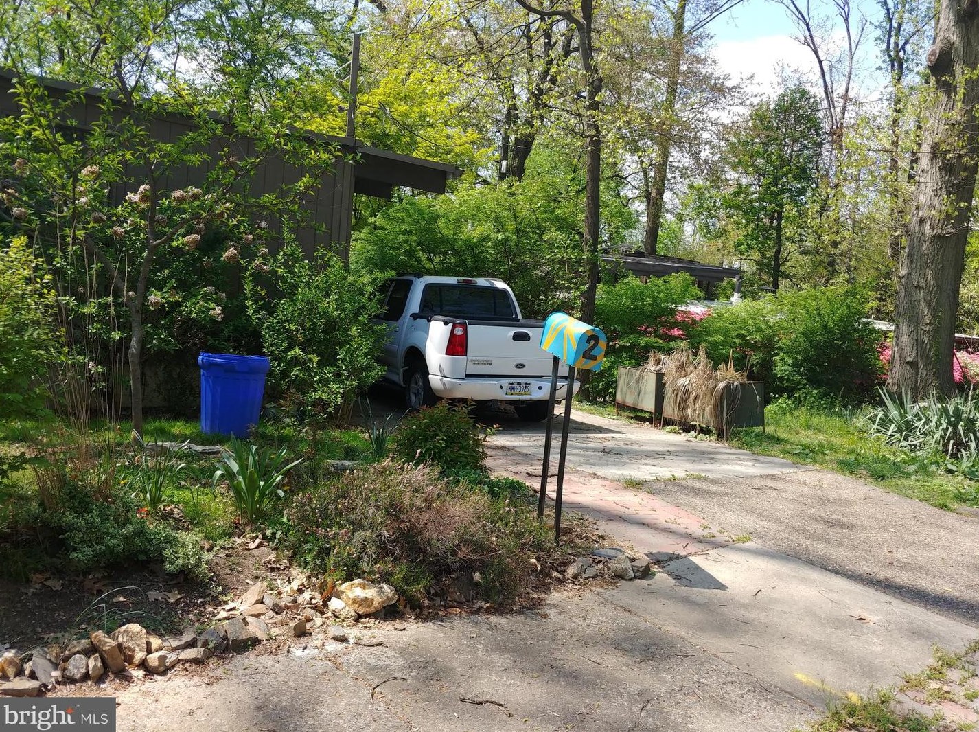 2 Longford St, Philadelphia PA  19136-2028 exterior