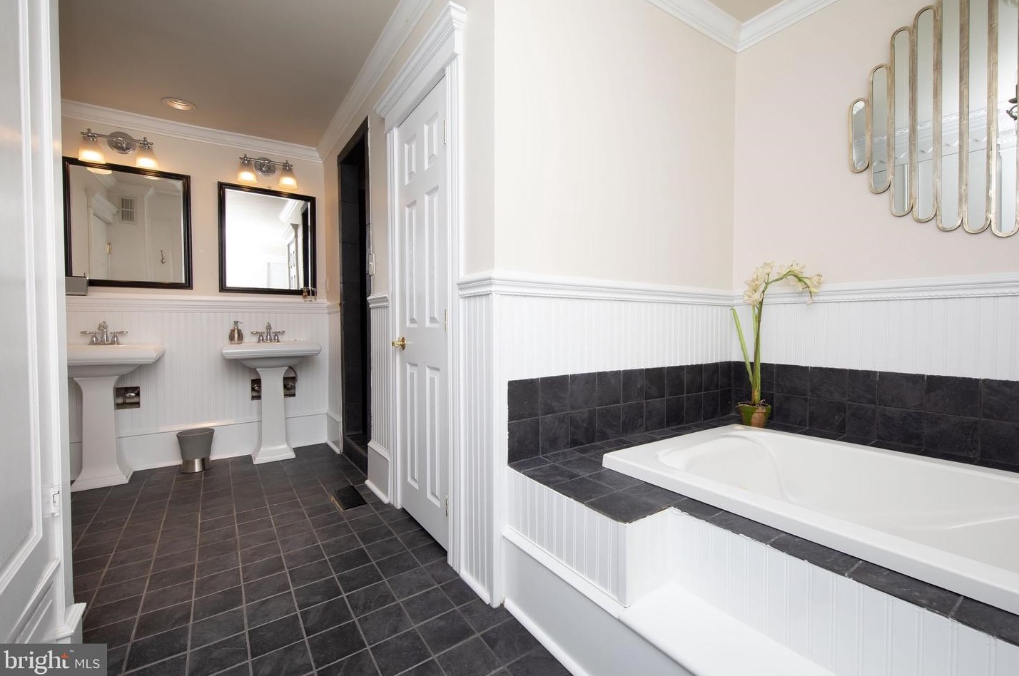 1514 Susquehanna Ave, Philadelphia PA 19132-0044 exterior