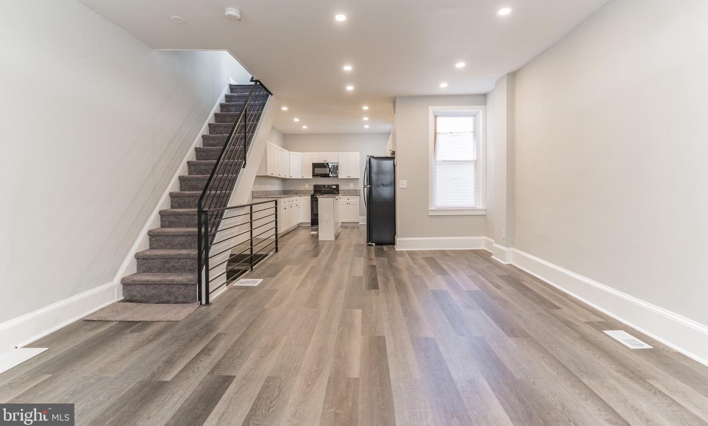 407 Hobart St, Philadelphia PA  19131-4820 exterior