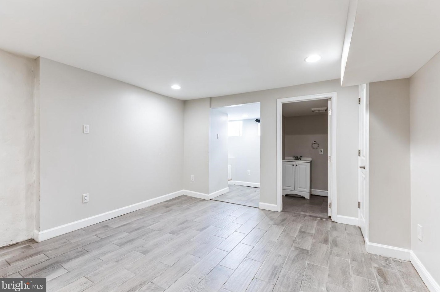 5540 Poplar St, Philadelphia PA  19131-4918 exterior