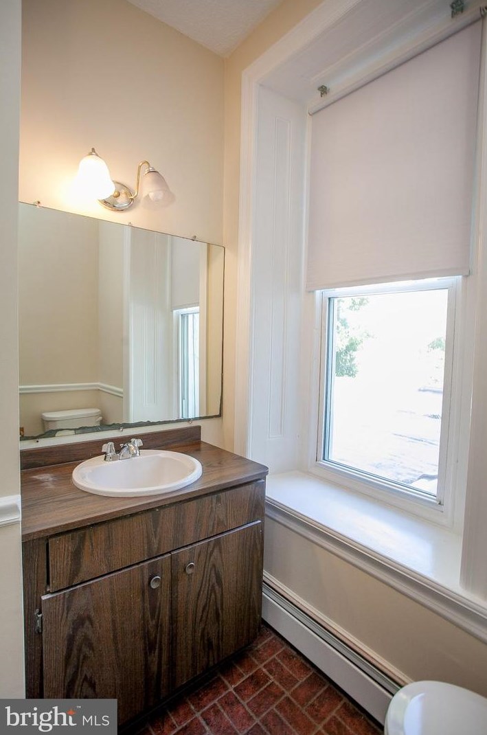 4119 Cresson St, Philadelphia PA  19127-1701 exterior