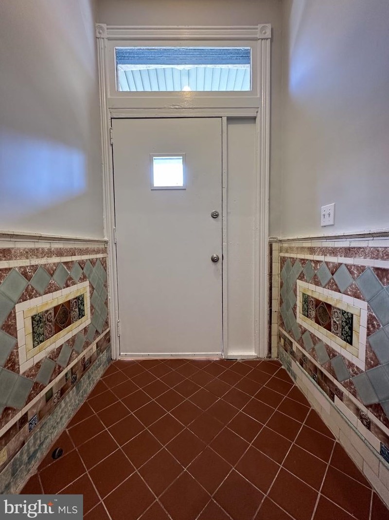 5339 Lena St, Philadelphia PA  19144-2305 exterior