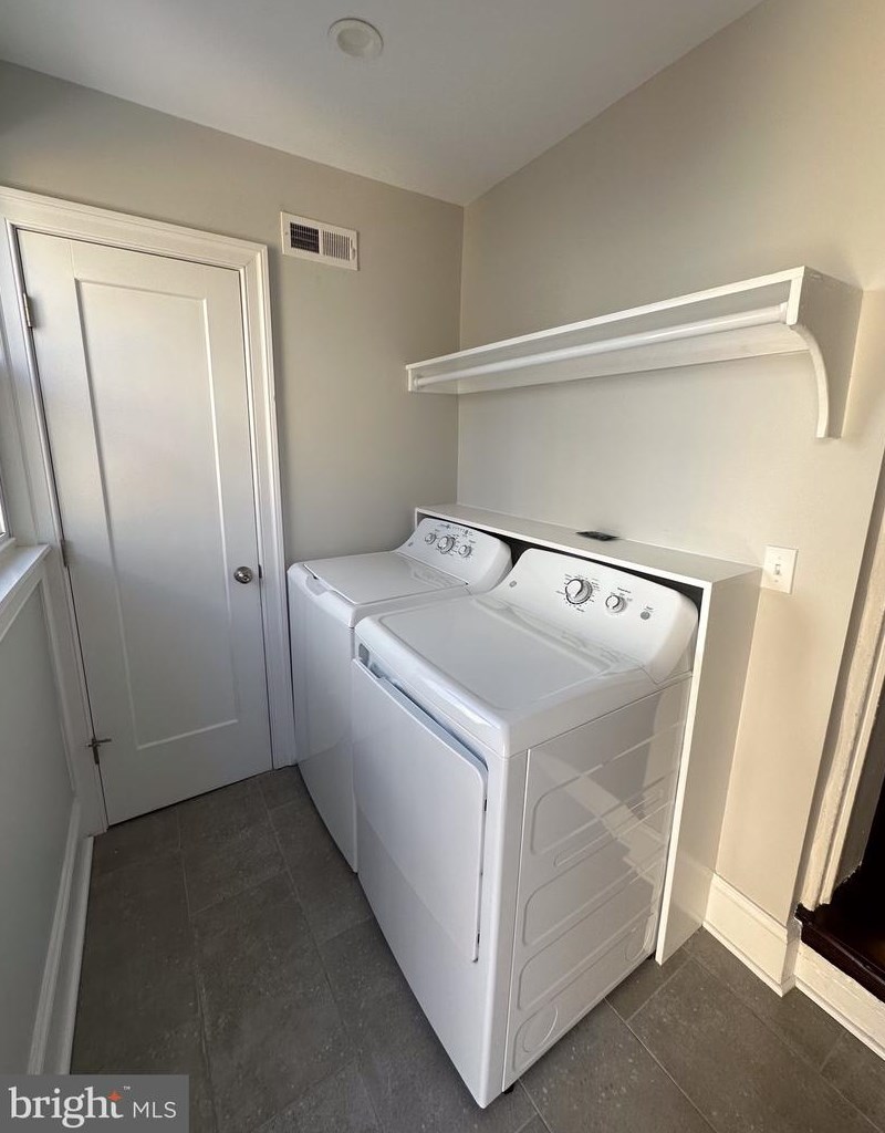 5339 Lena St, Philadelphia PA  19144-2305 exterior