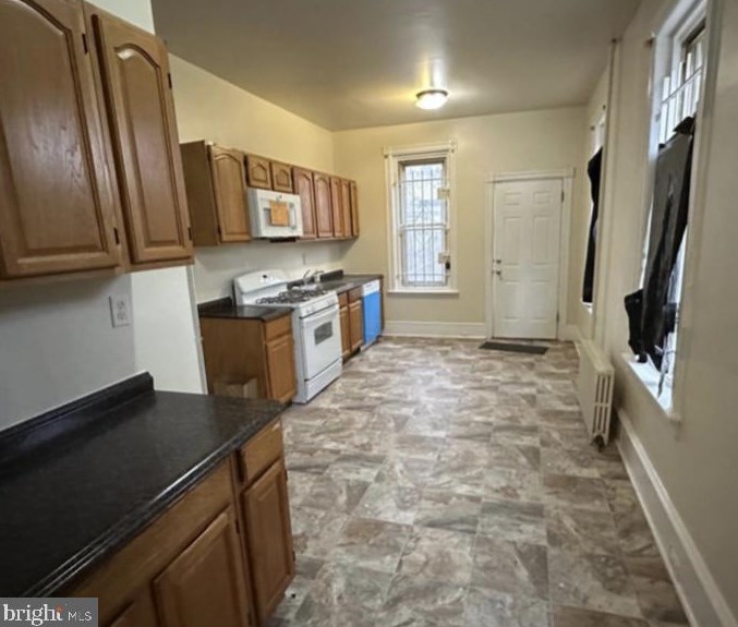 3521 16th St, Philadelphia PA  19140-4103 exterior