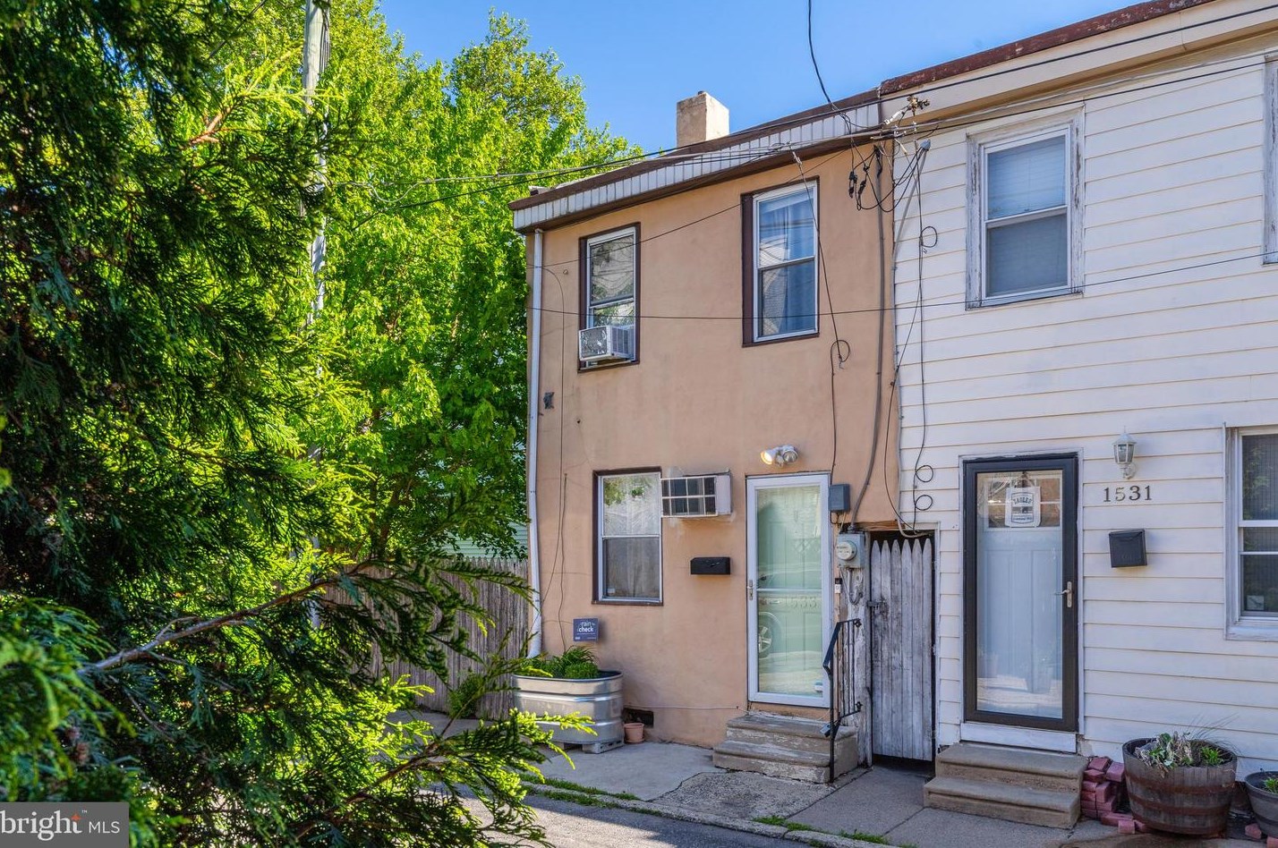 1533 Earl St, Philadelphia PA  19125-2603 exterior