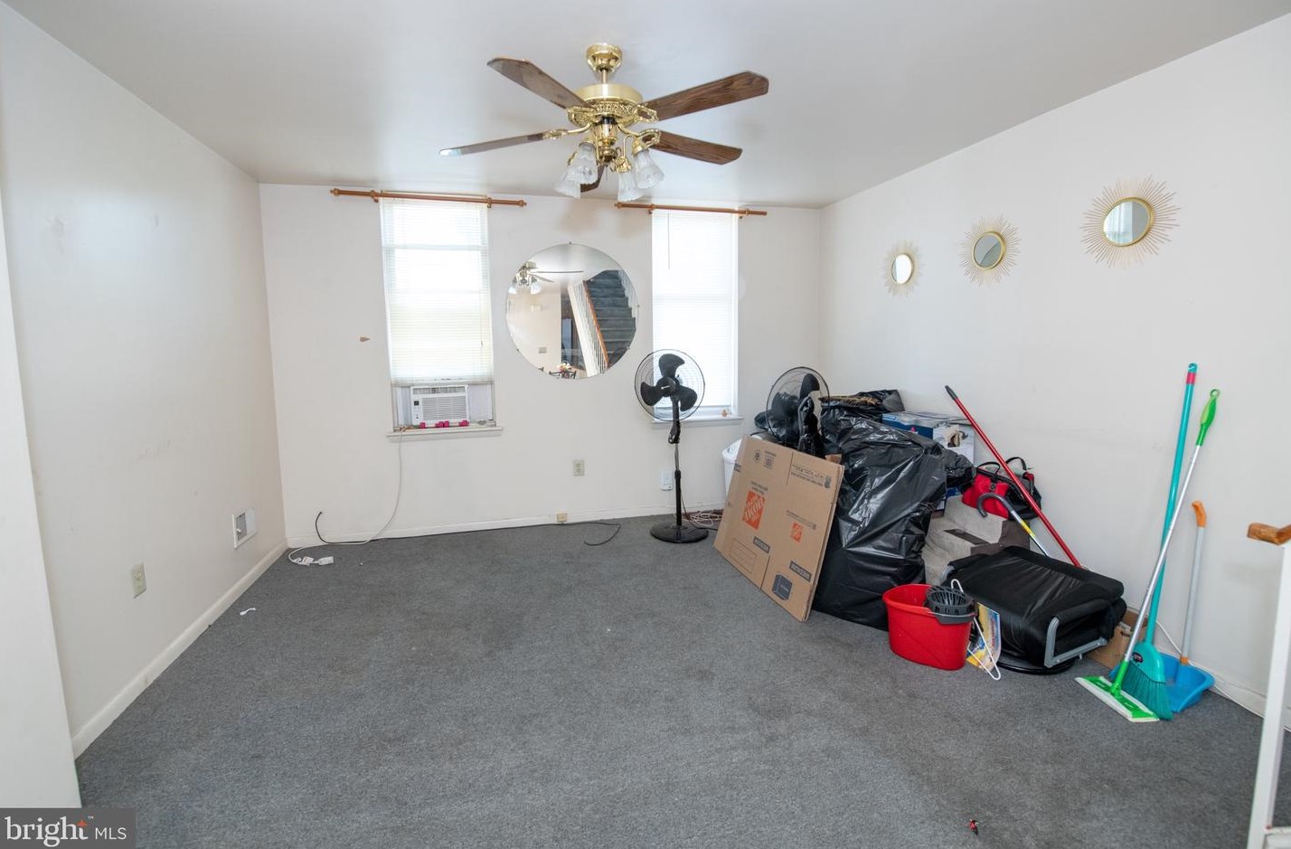 422 Huntingdon St, Philadelphia PA 19133-2619 exterior