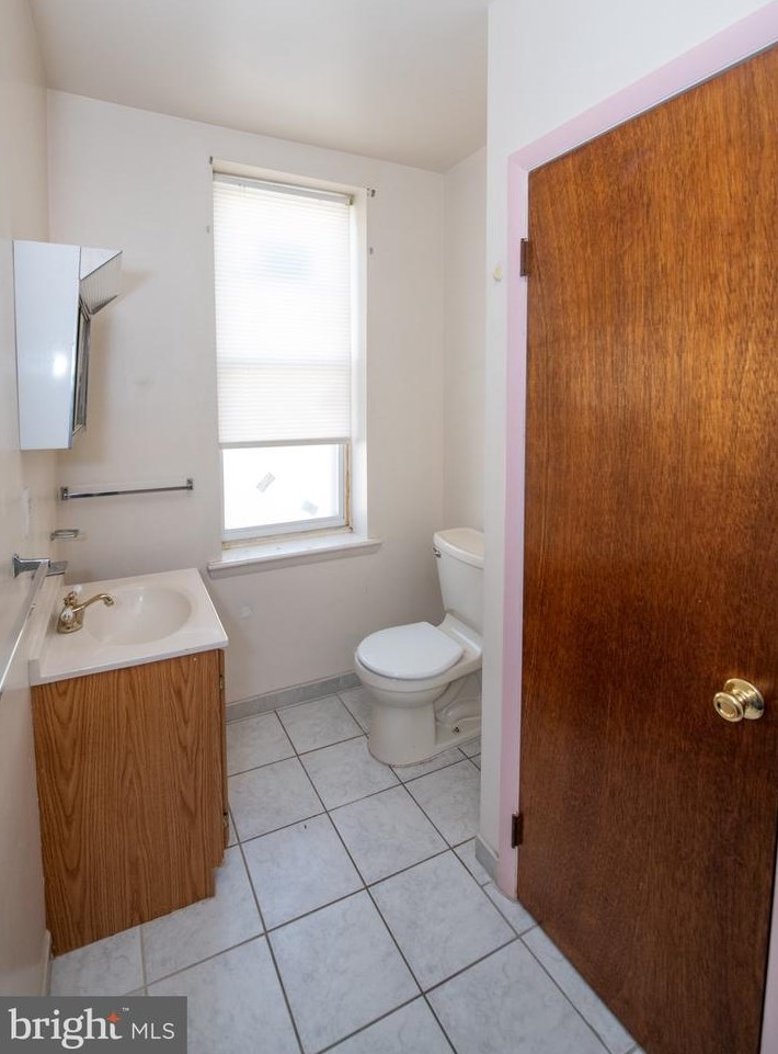 422 Huntingdon St, Philadelphia PA 19133-2619 exterior