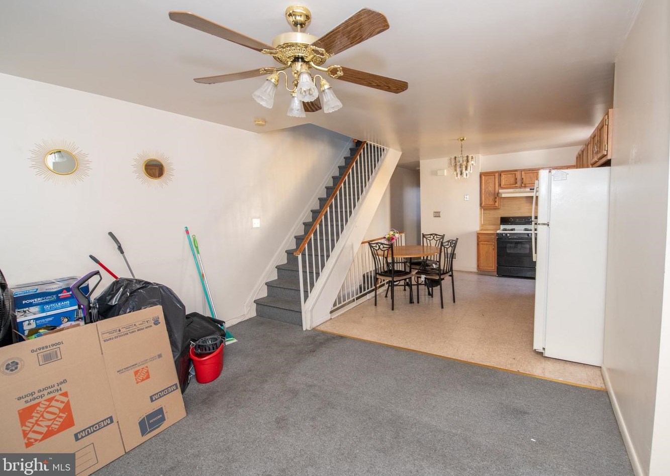 422 Huntingdon St, Philadelphia PA 19133-2619 exterior