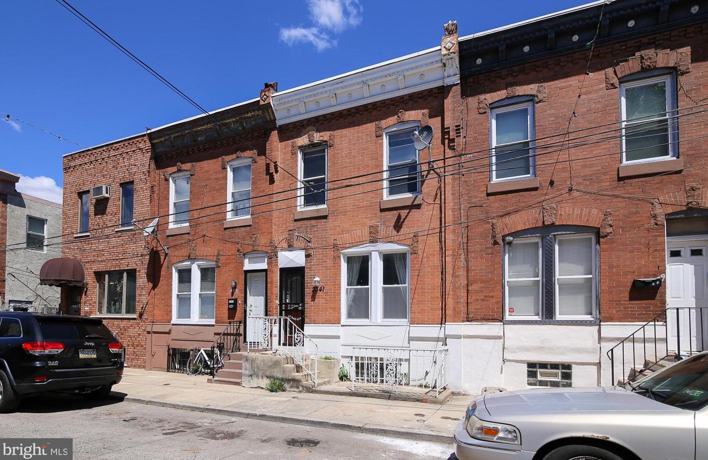 2341 Watkins St, Philadelphia PA  19145-1828 exterior