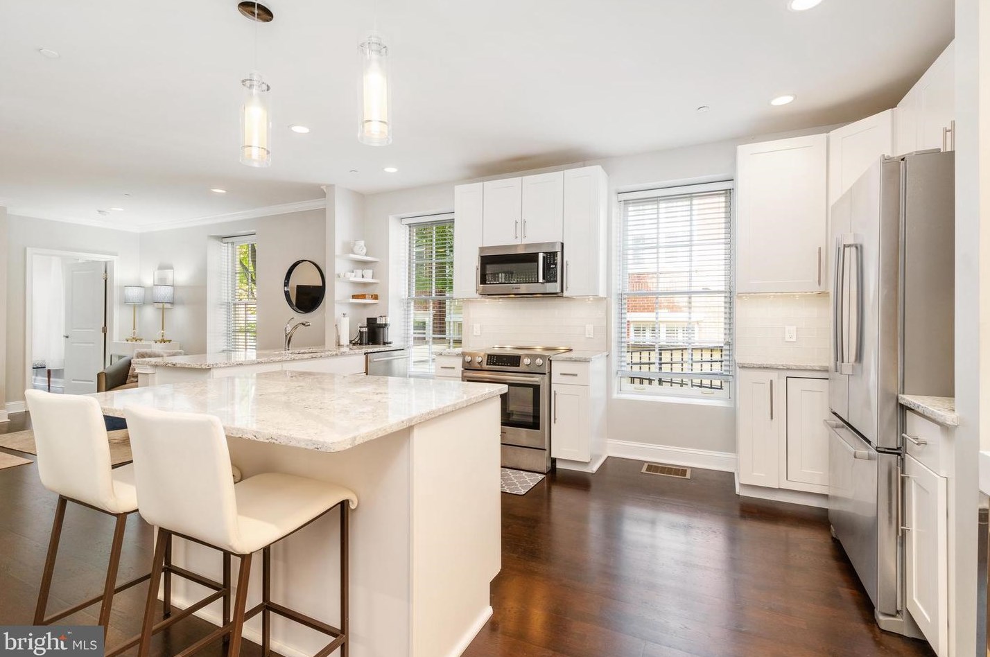 6 Governors Ct, Philadelphia PA  19146-5216 exterior
