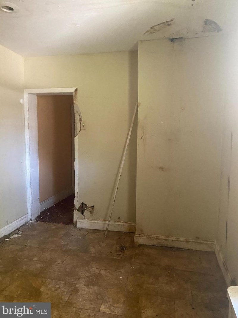 4946 Baynton St, Philadelphia PA 19144-1849 exterior