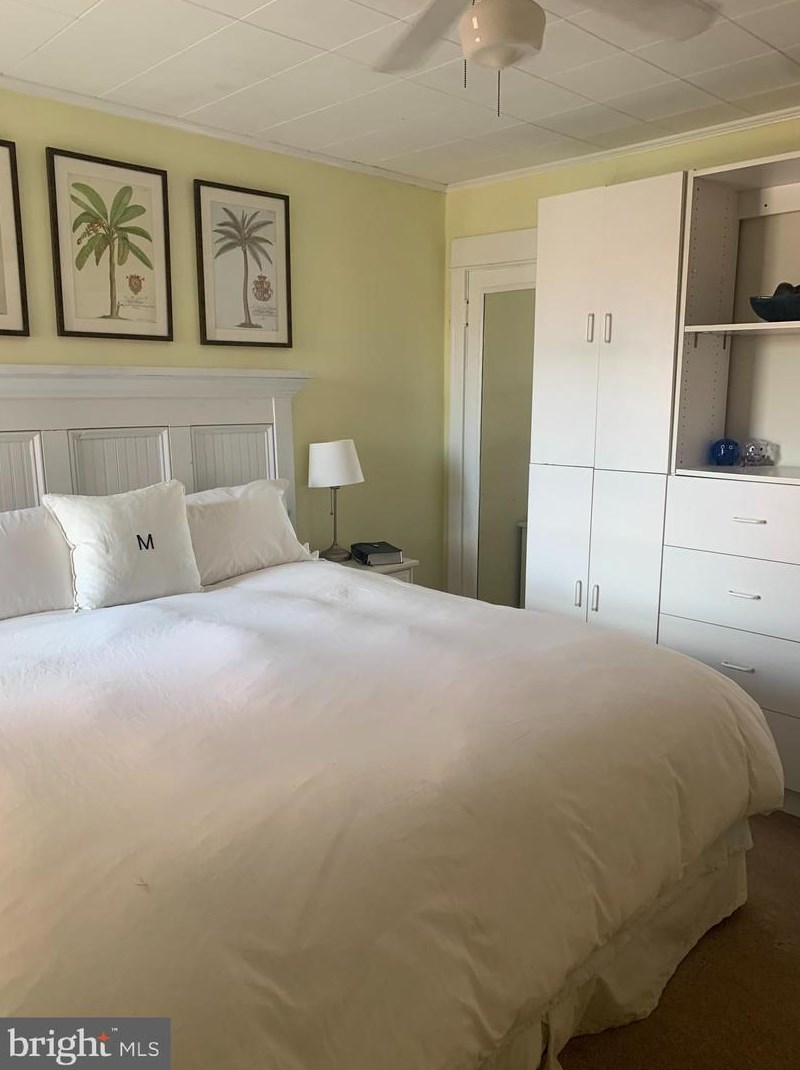 650 Wendover St, Philadelphia PA 19128-1719 exterior