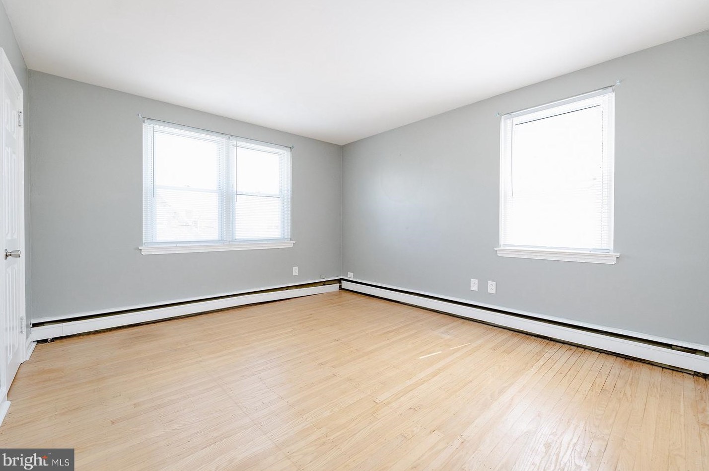 1906 Arthur St, Philadelphia PA 19111-2353 exterior