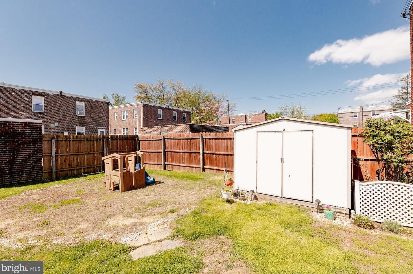 1906 Arthur St, Philadelphia PA 19111-2353 exterior