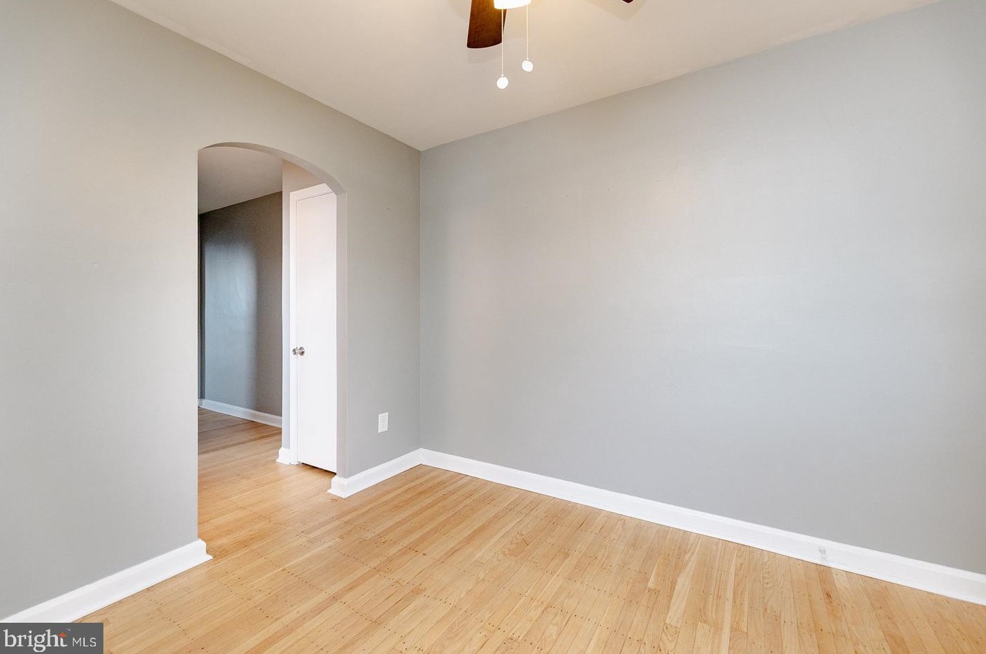 1906 Arthur St, Philadelphia PA 19111-2353 exterior