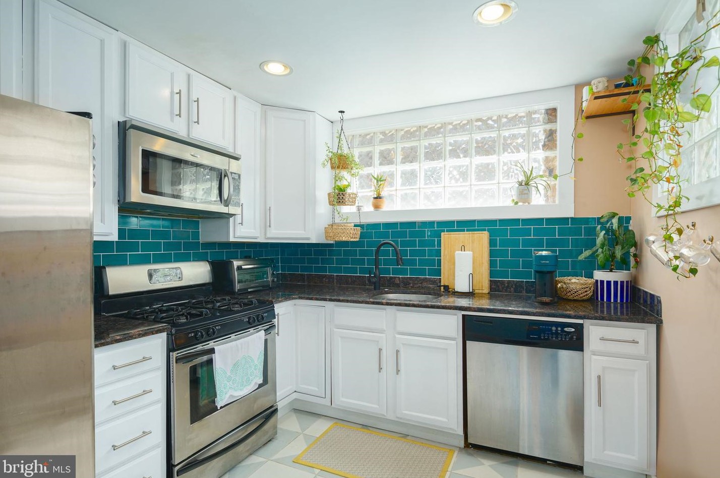 416 Morris St, Philadelphia PA  19148-1316 exterior