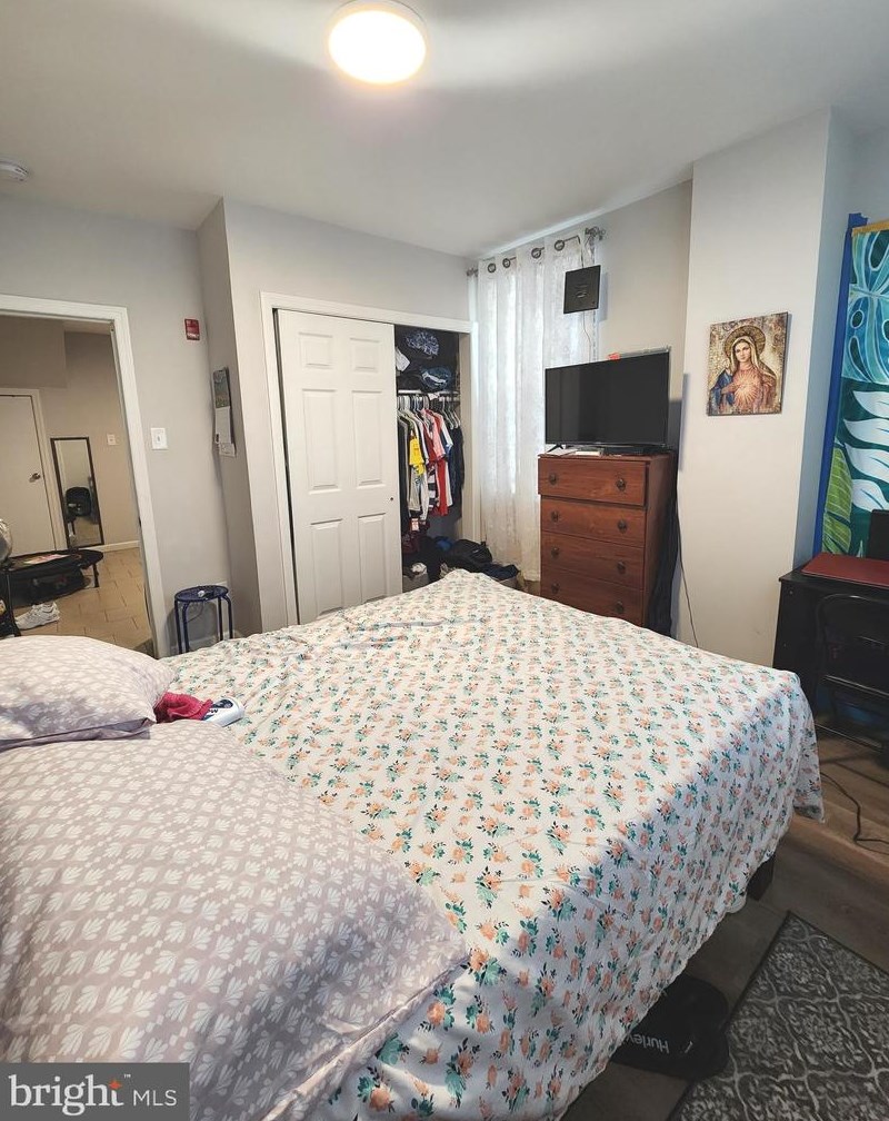 565 Van Kirk St, Philadelphia PA 19135-4011 exterior