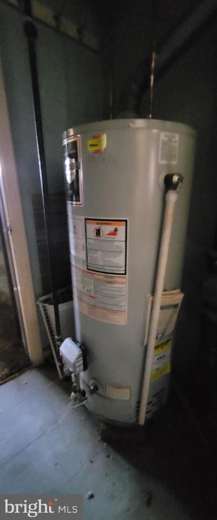 1849 Benson St, Philadelphia PA 19111-1930 exterior