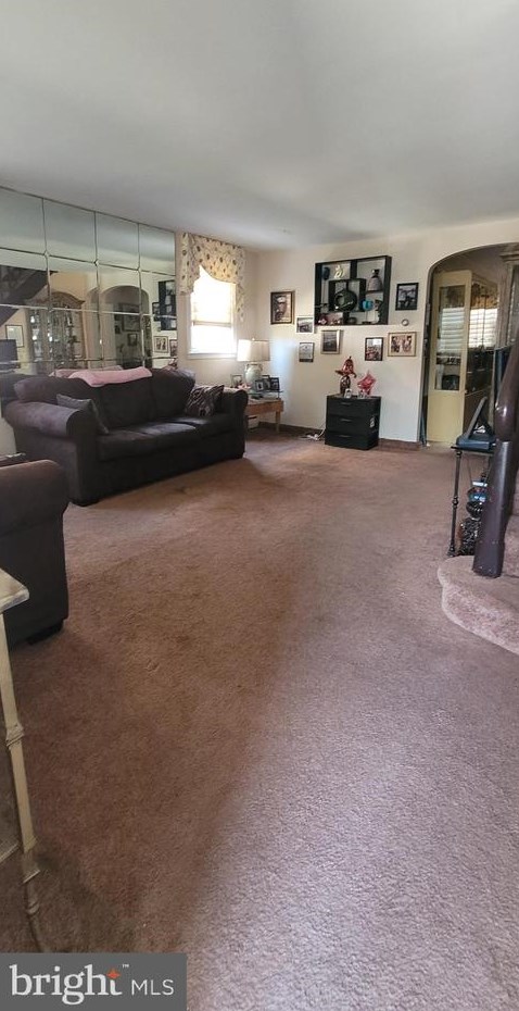 1849 Benson St, Philadelphia PA 19111-1930 exterior