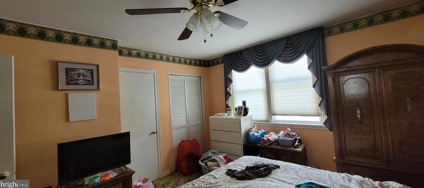 1849 Benson St, Philadelphia PA 19111-1930 exterior