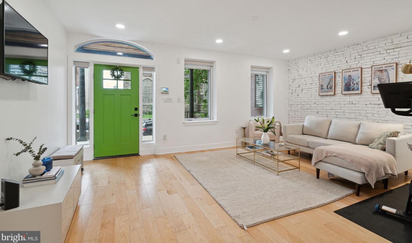 5116 Spruce St, Philadelphia PA  19139-4121 exterior