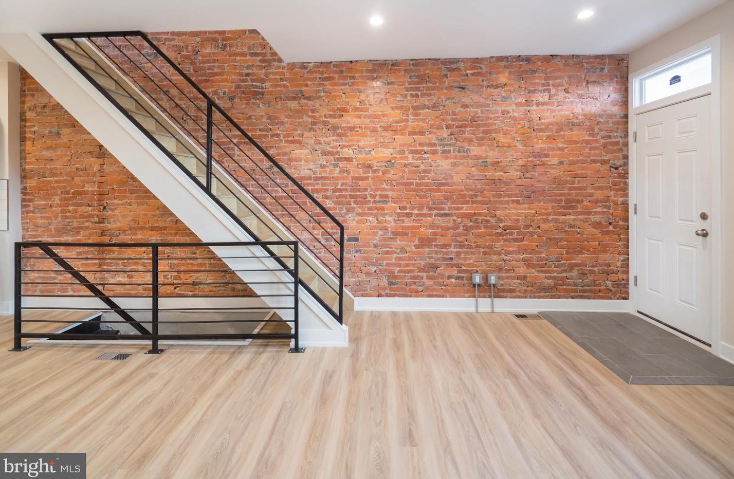1409 Etting St, Philadelphia PA  19146-3704 exterior