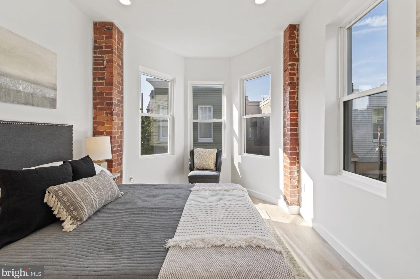 809 Thompson St, Philadelphia PA  19125-3509 exterior