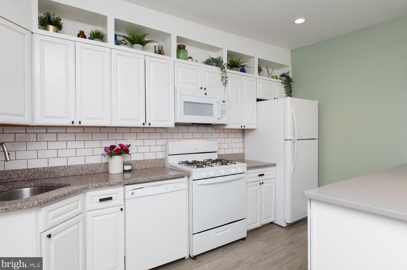 3424 Indian Queen Ln, Philadelphia PA 19129-1520 exterior