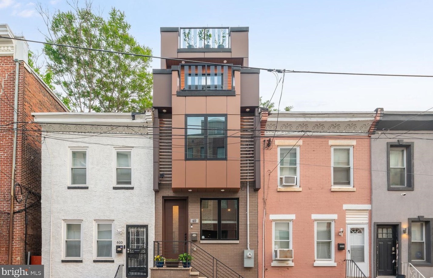 612 Mcclellan St, Philadelphia PA  19148-1709 exterior