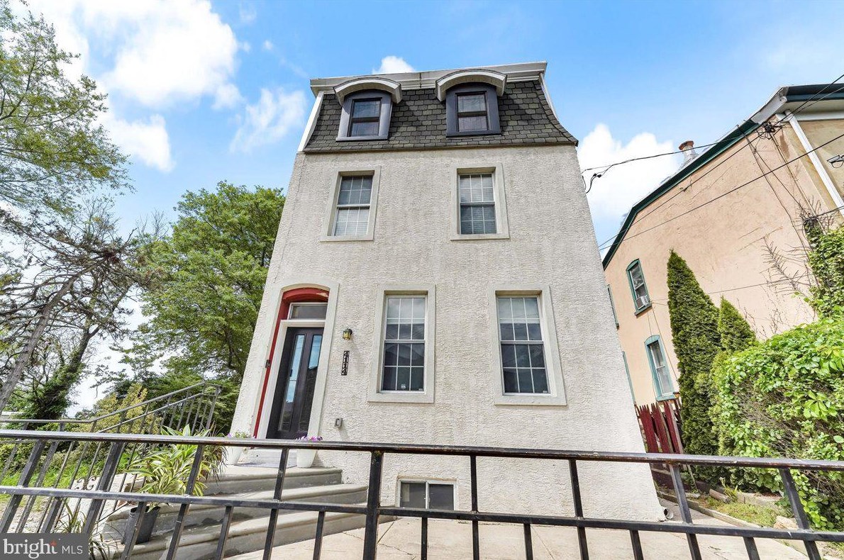 4114 Pechin St, Philadelphia PA  19128-3514 exterior