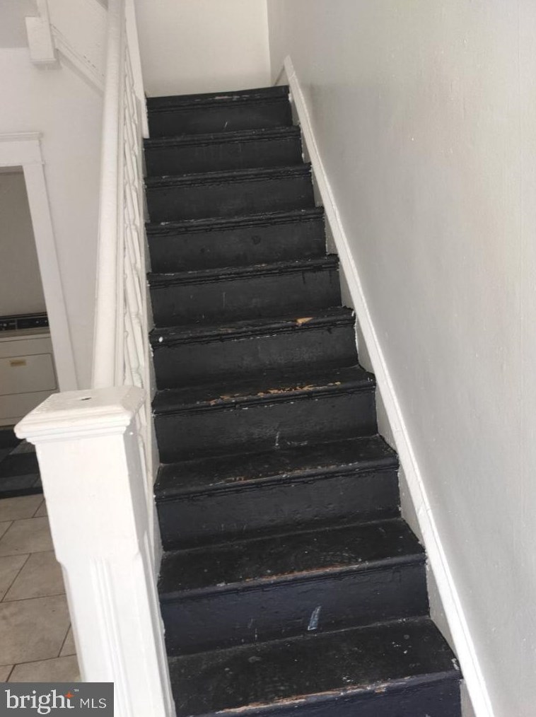 637 Thayer St, Philadelphia PA  19134-1825 exterior