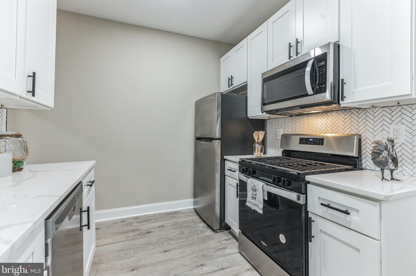 5522 7th St, Philadelphia PA 19120-2709 exterior