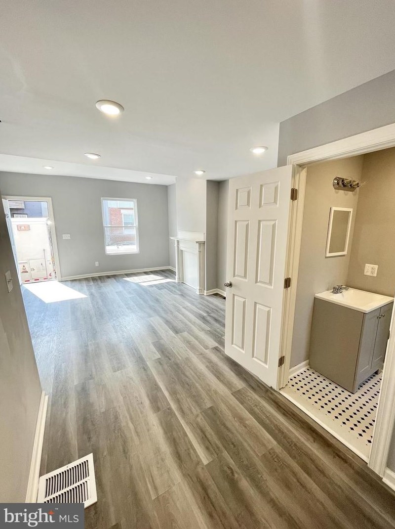1753 Taylor St, Philadelphia PA  19145-1812 exterior